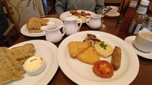 Full Flora breakfast (minus beans and facon) at The Courtyard in Sidmouth