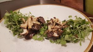 Asian Salad at La Modernista in Madrid