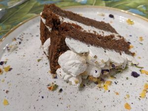 carrot cake at La Modernista in Madrid