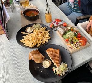 Tomato soup, chocolate cake, fries and a "Monkey platter" (Toast not vegan) at Eeterij-spelerij Vierlinden in Goes