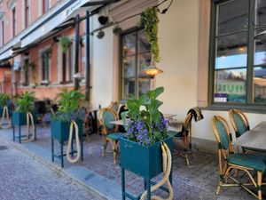 Outdoor seating at Koh Phangan in Uppsala