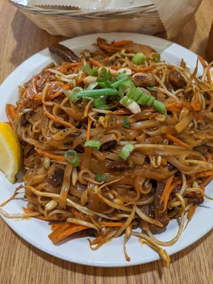 Pad thai at Loving Cafe in Fort Wayne