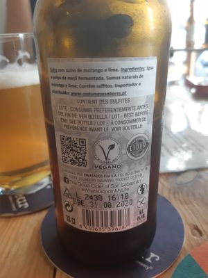 Vegan beer at ArtesanaLis Bottle Shop in Lisbon