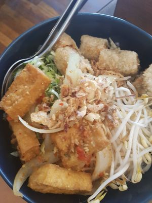 Vermicelli bowl at La Sen Vietnamese in Randwick