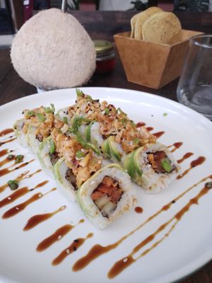 Hamabito roll at Hamabe in Monterrey