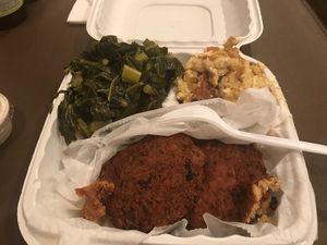 Crab cakes, Mac & cheese and collards at NuVegan in Washington