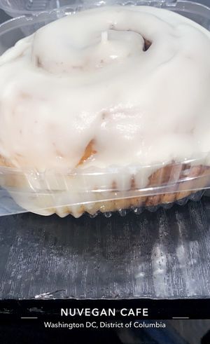 Vegan cinnamon roll  at NuVegan in Washington