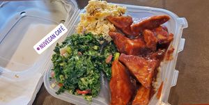 Kale salad, Mac and cheese, BBQ tofu at NuVegan in Washington