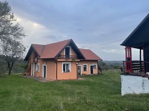 Main house with kitchenn  at Barabrith in Donji Budacki