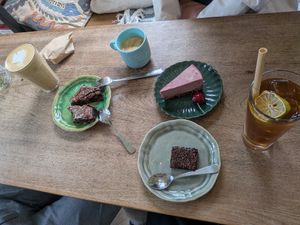  at Huset Kafé in Leknes