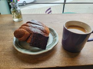  at Huset Kafé in Leknes