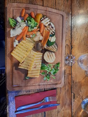 Vegan plate at Konoba Dalmacija in Zadar