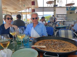 Vegan paella at Xiringuito Escribà in Barcelona