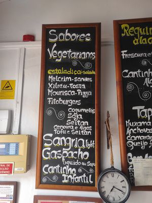 Menu at Barril Beach Cafe in Faro