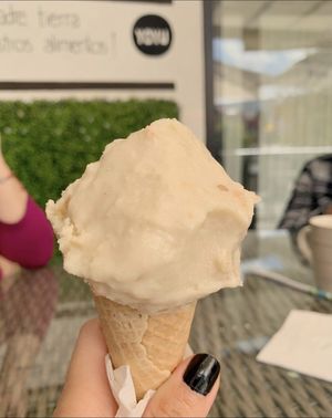 Delicioso helado de pan de muerto  at Yoyu in Tlalnepantla