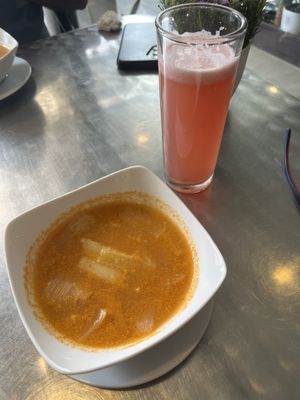 Soup of the day - leek and agua de Sandía   at Yoyu in Tlalnepantla