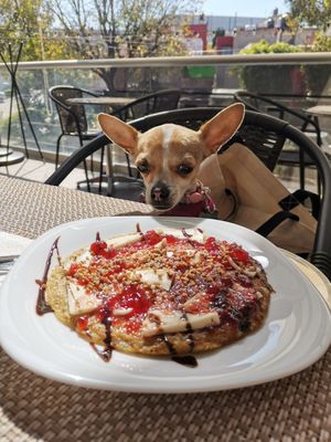 Hot cakes (sin gluten) mermelada de fresa y queso at Yoyu in Tlalnepantla