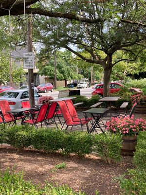 Outdoor seating at Corner 11 Bowl and Wrap in Cleveland