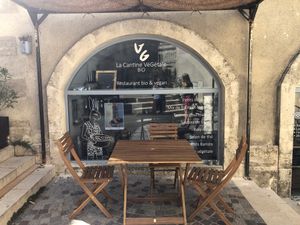 La Cantina Végétale  at Le VG D'Arles - La Cantine Végétale in Arles
