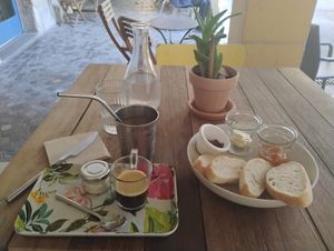  at Le VG D'Arles - La Cantine Végétale in Arles