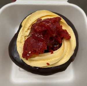 Mango Rasberry Vegan Kronut  at Chök in Barcelona