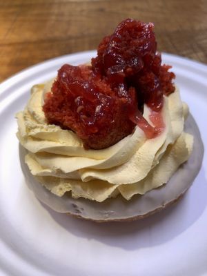 Raspberry cronut.  at Chök in Barcelona
