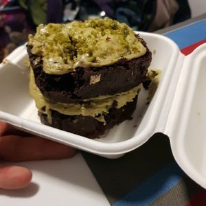Chocolate pistachio cake (not vegan) at Chök in Barcelona
