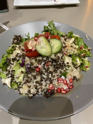 Quinoa salad at Umami in Crete