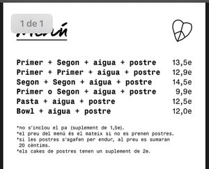Combinación de platos, aunque en realidad solo hay un primero, un segundo y un postre vegano que entren en el menú del día at The Loft in Terrassa