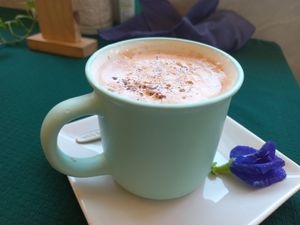 Thai tea at Free Bird Cafe in Chiang Mai