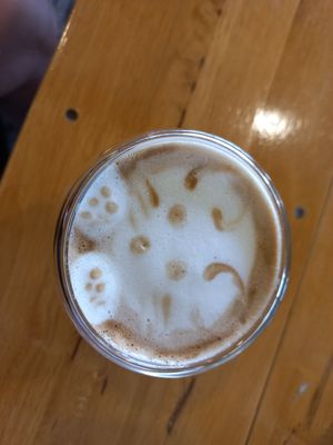 Kitty latte! #Veganuary at Free Bird Cafe in Chiang Mai