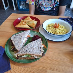 Cheddar and brocolli, Mac and cheese, and fresh veggie sandwich at Free Bird Cafe in Chiang Mai