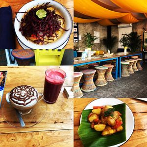  Veg Khao Soi, cocomocha espresso, potato hash.  at Free Bird Cafe in Chiang Mai