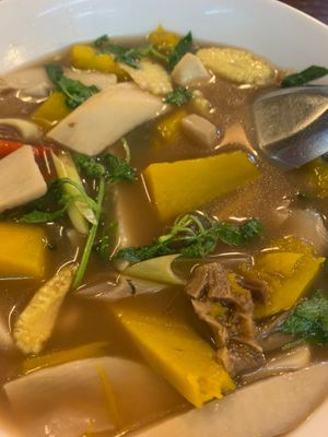 แกงฟักทอง 🇵🇸🇹🇭Thai-style Pumpkin Soup ⚖️🗝️🌏🇵🇸🇹🇭 at CMU Vegan - Kinphak Cafe in Chiang Mai