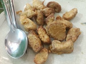 Fried mushrooms at CMU Vegan - Kinphak Cafe in Chiang Mai