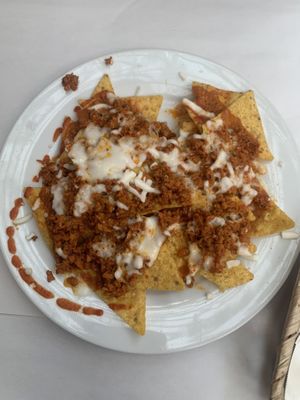 Nachos at Veganitessen in Sevilla