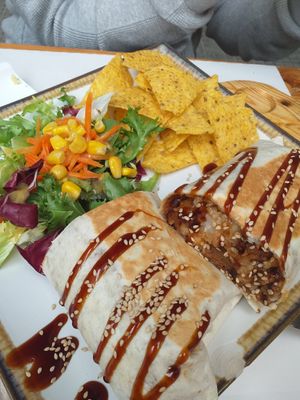  at Veganitessen in Sevilla