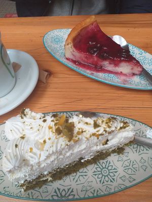  at Veganitessen in Sevilla