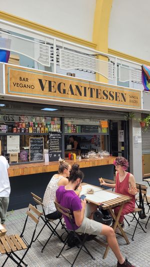  at Veganitessen in Sevilla