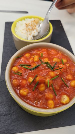  at Veganitessen in Sevilla