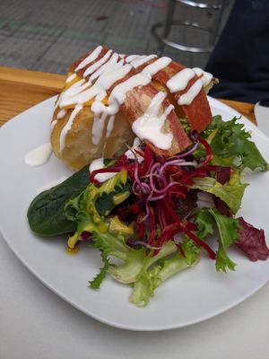  at Veganitessen in Sevilla