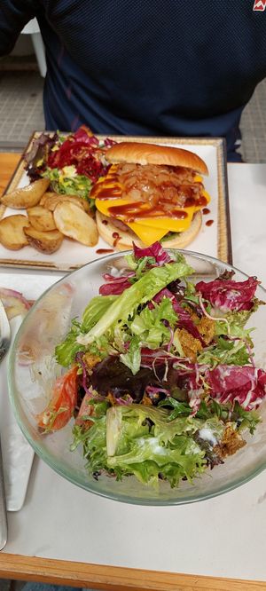  at Veganitessen in Sevilla