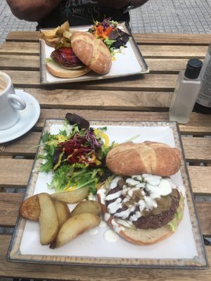   at Veganitessen in Sevilla