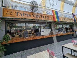  at Veganitessen in Sevilla