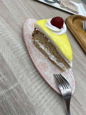   at Veganitessen in Sevilla