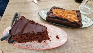  at Veganitessen in Sevilla