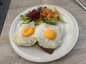   at Veganitessen in Sevilla