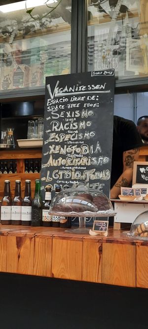  at Veganitessen in Sevilla