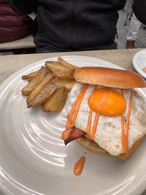   at Veganitessen in Sevilla