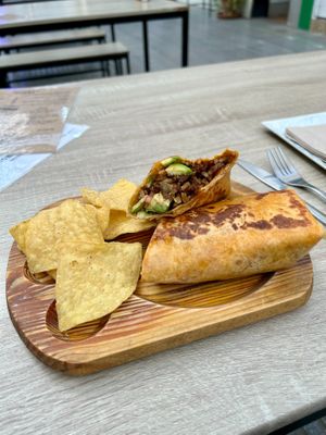  at Veganitessen in Sevilla